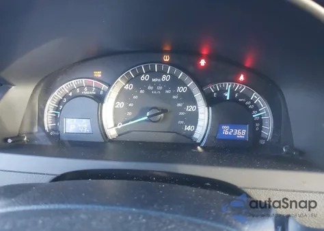 2013 Toyota Camry Se z USA, uszkodzony, nr VIN 4T1BF1FK8DU237237